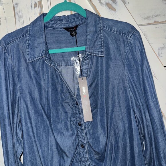 NEW Intro blue chambray Dark Wash preppy Ruched coastal button front top Large - Picture 2 of 8